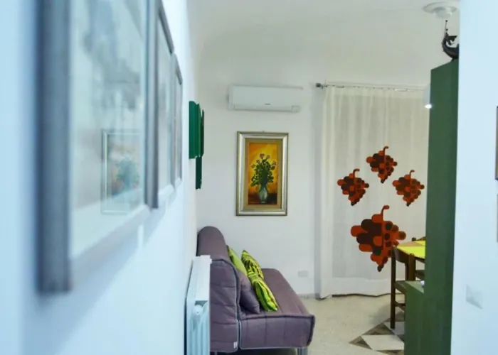 San Basilio Apartment *